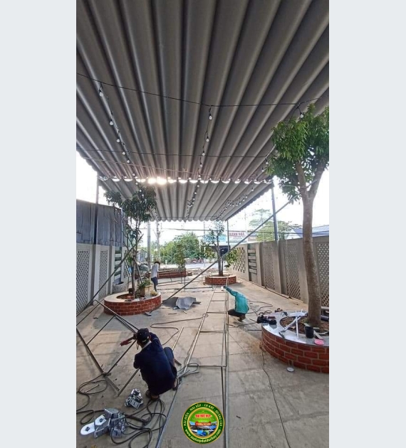 Thi công mái hiên di động và bảng hiệu quảng cáo tại Chánh Phú Hòa – TP.HCM